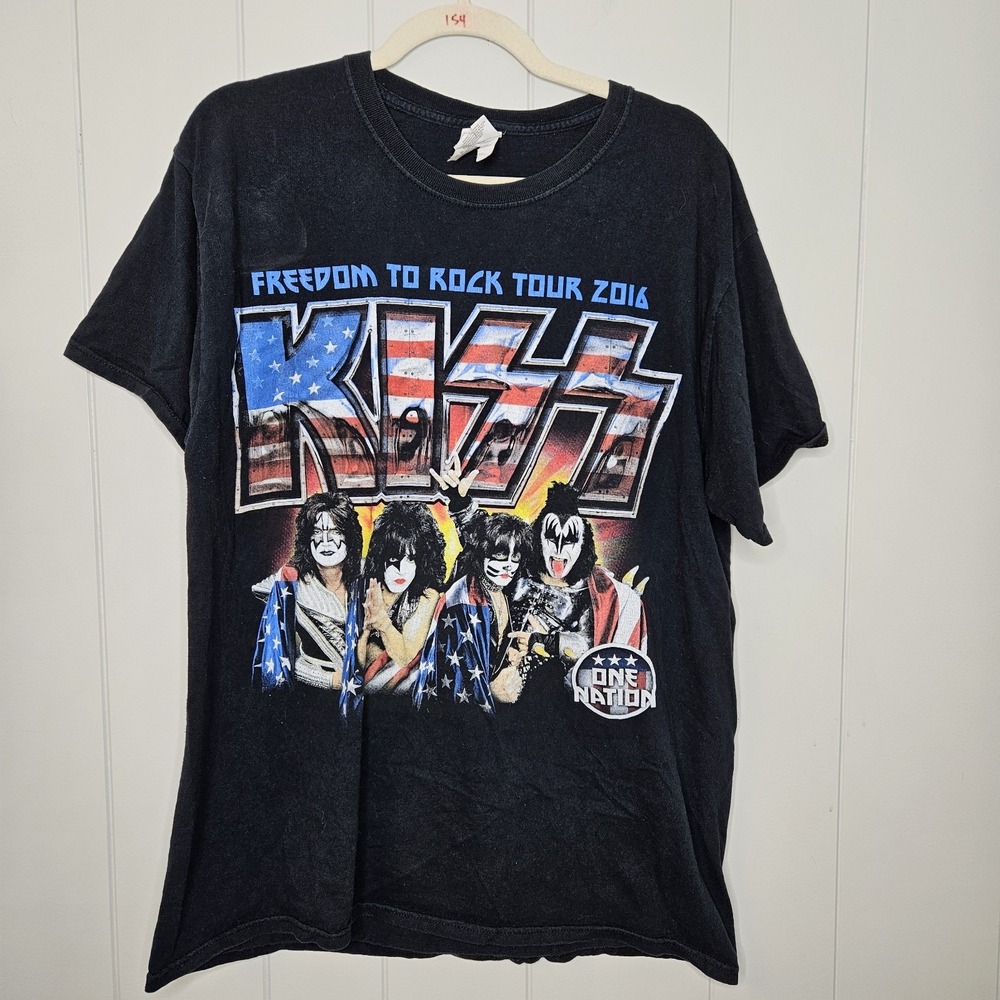 Kiss Freedom To Rock Tour‎ 2016 Fruit Of The Loom Tee Shirt Size Large